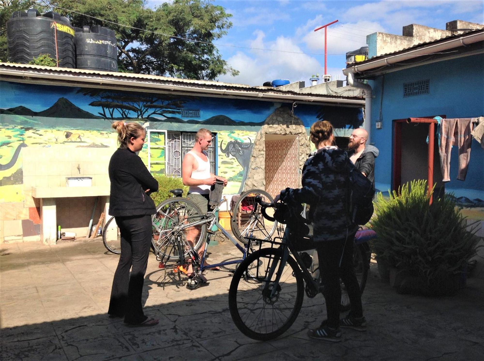 First Point Arusha Hostel Eksteriør bilde